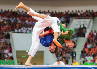 В первый же день кыргызстанцы завоевали 12 медалей на чемпионата Азии по борьбе алыш