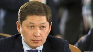 Сапар Исаков встретился со своей супругой
