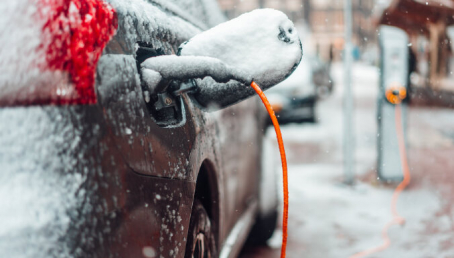 Отравили воздух, теперь хотят отравить землю. Экоактивист против ...