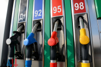 «Цены на бензин в Кыргызстане будут только расти». Эксперт предлагает пересаживаться на электромобили