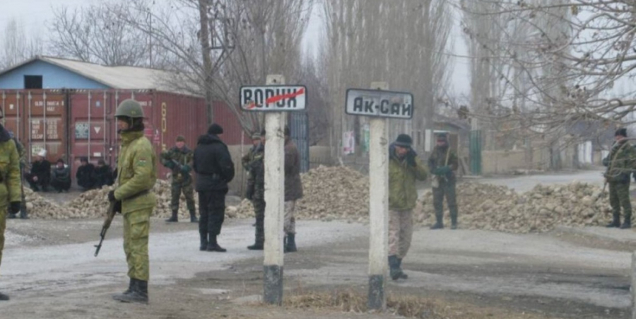 Неизвестные задержали кыргызских школьников на неописанном участке границы и увезли в Таджикистан