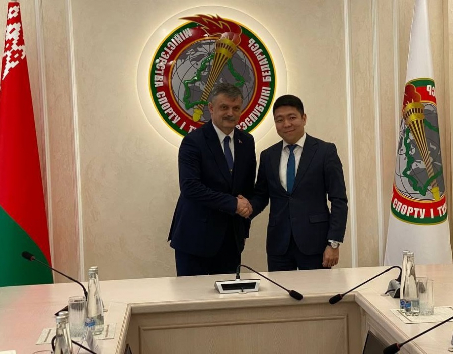 Эрбол Султанбаев провел переговоры с министром спорта и туризма Беларуси