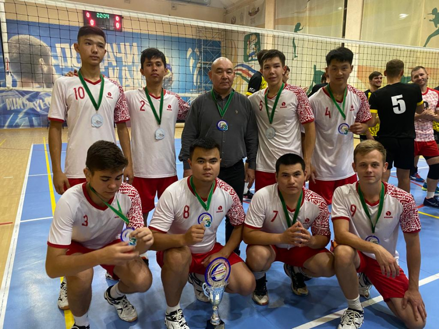 Бишкекские волейболисты заняли призовое место на Международном турнире в России