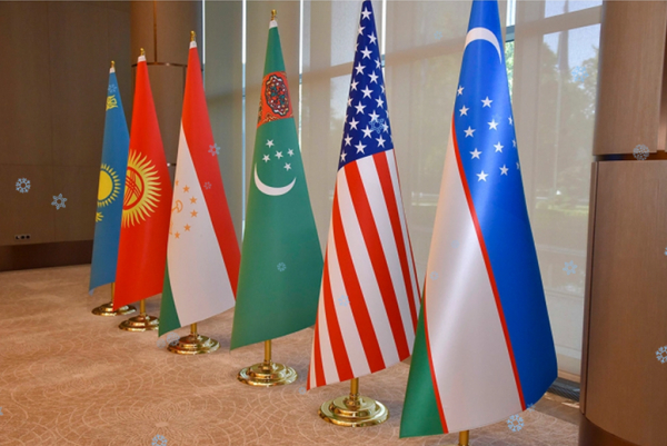 Минэконом КР пригласил бизнес и экспертов в форум с США