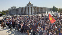 «Не позволим принять такую Конституцию». В Бишкеке пройдет марш против узурпации власти