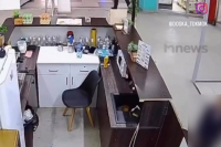 Подростки украли крупную сумму денег в столичной кофейне