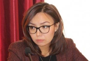 Айсулуу Мамашова объяснила, почему они вшестером собрали для медиков лишь 20 тысяч сомов