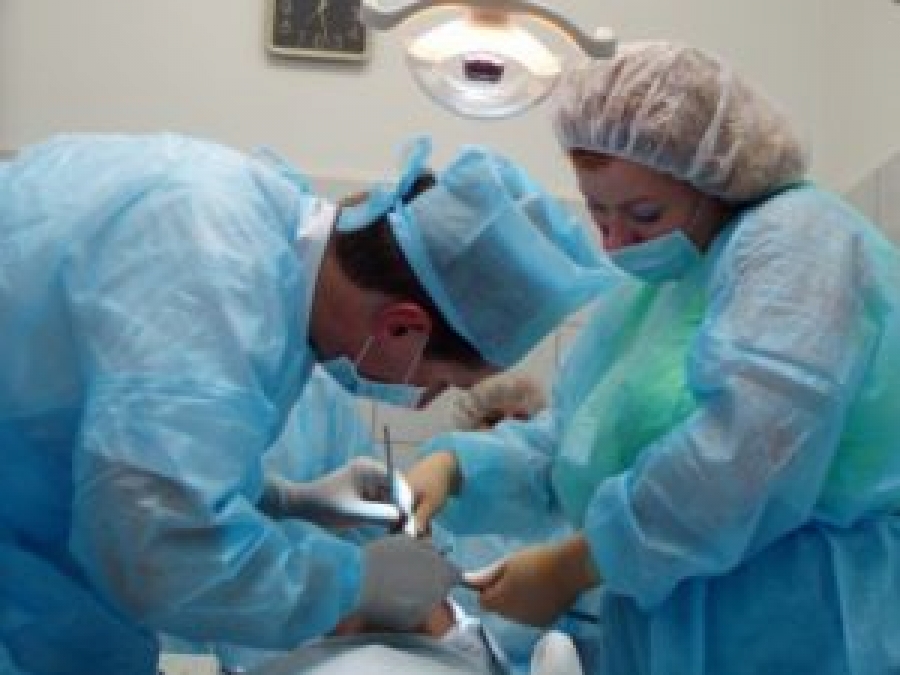 В КР впервые провели операцию по устранению хоанальной атрезии