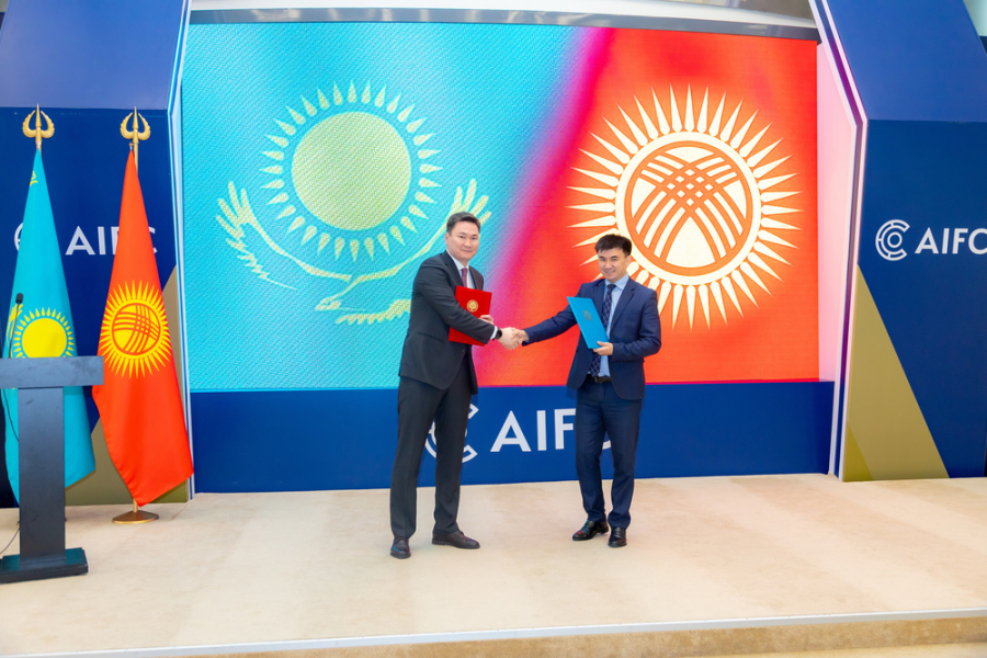 На бизнес-форуме «Кыргызстан – Казахстан» подписано 9 меморандумов