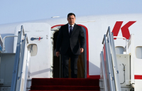 Садыр Жапаров прибыл с официальным визитом в Душанбе