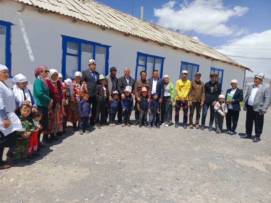 В Алае 30 этнических кыргызов получили профессию швеи и водителя