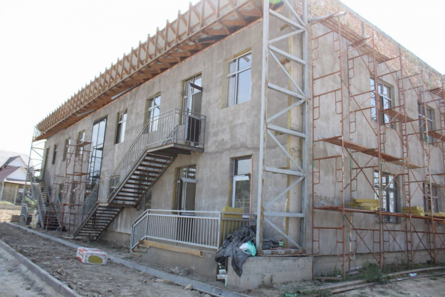 Строительство детсада в жилмассиве «Арча-Бешик» завершено на 90 процентов