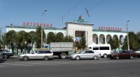 Кыргызстанцы возмущены резким повышением цен на поездки в регионы