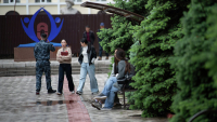 В Кыргызстане студентам за учебу в других регионах увеличат стипендии и оплатят авиаперелеты