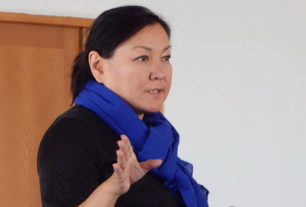 Бермет Барыктабасова: Как отвлечься от выборов? Проснуться и узнать, что министра здравоохранения сняли