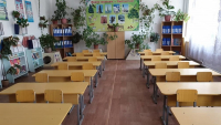 Школа без мебели в жилмассиве Бишкека - ответ мэрии