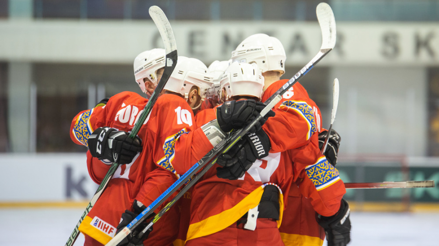 Сборная Кыргызстана по хоккею обыграла команду Малайзии с разгромным счетом 22:0