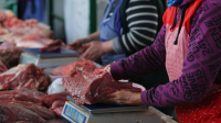Депутаты возмущены: мясо подорожало до 900 сомов