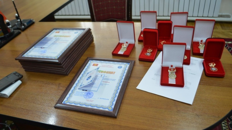 Семь горожан получили звание «Почетный гражданин Бишкека». Список