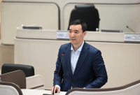 Депутат Медербек Алиев поднял вопросы в сфере внедрения института присяжных заседателей