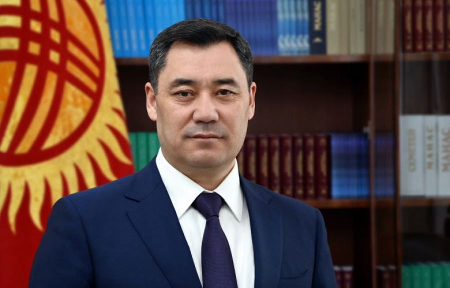 Садыр Жапаров поздравил кыргызстанцев с 1 Мая — праздником труда
