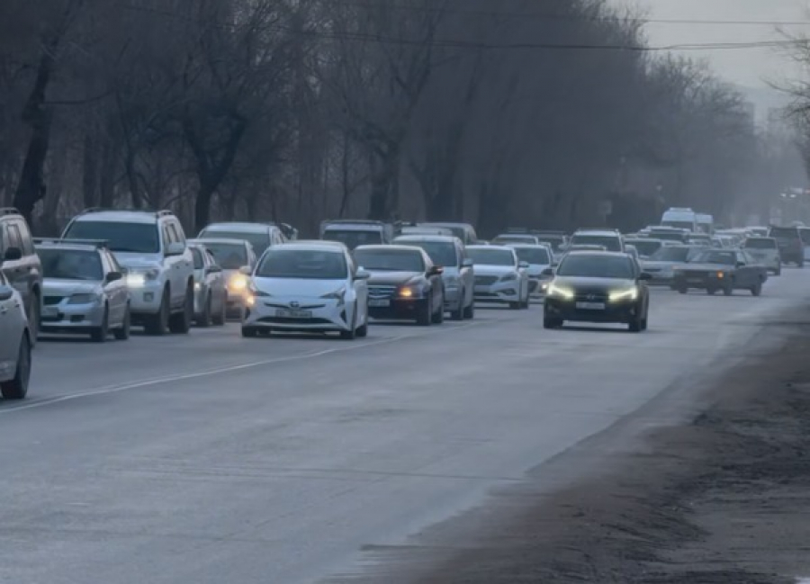 Выезд на встречку на улице Бакаева: за 3 часа выписано штрафов на 360 тысяч