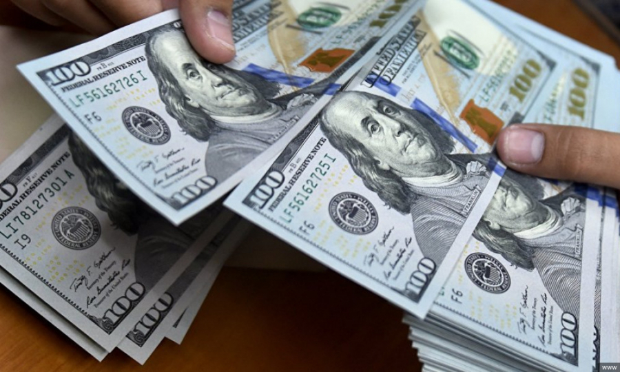 Улуттук банк быйыл биринчи жолу валюталык интервенция жасады