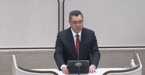 Президент призвал депутатов не требовать постоянного присутствия министров на заседаниях ЖК