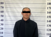 В районе Ошского рынка Бишкека задержан лидер ячейки «Хизб ут-Тахрир»