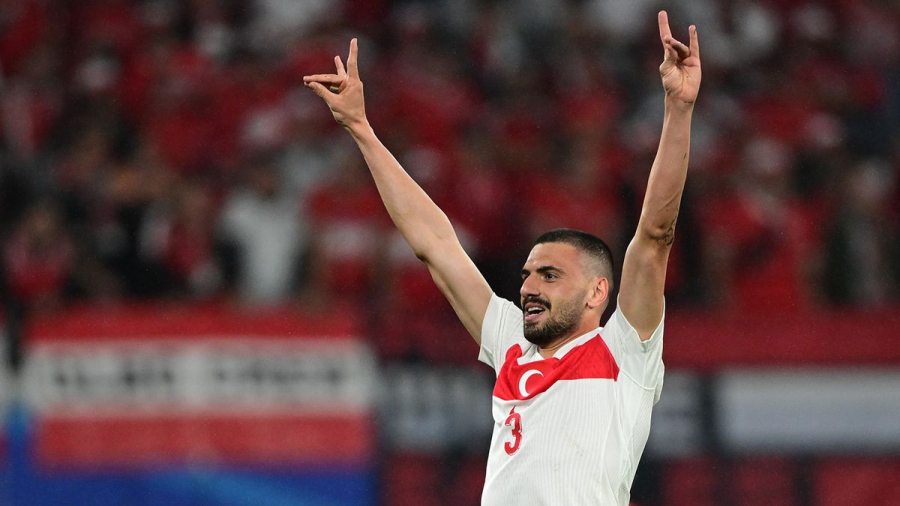 Жест турецкого футболиста вызвал скандал во время Евро-2024