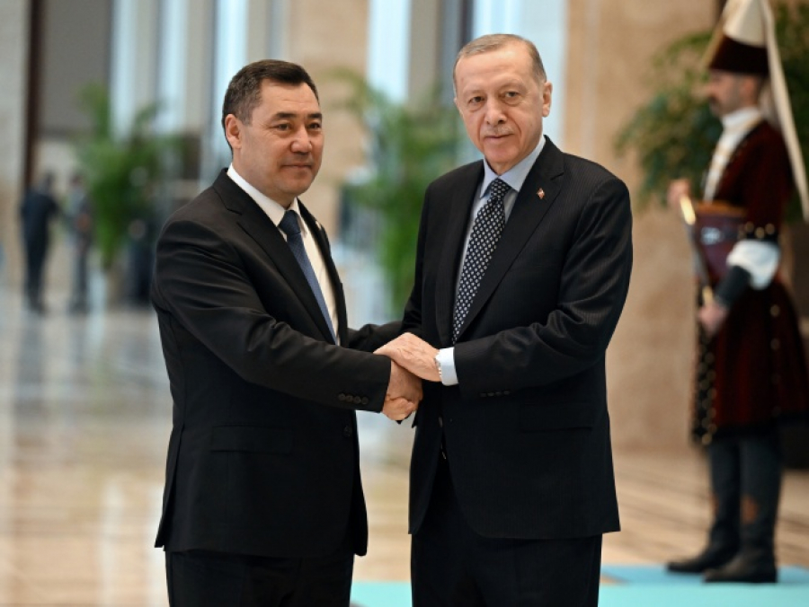 Sadyr Japarov arrived at the Presidential Complex of Turkey to participate in the extraordinary UTC summit – Vesti.kg