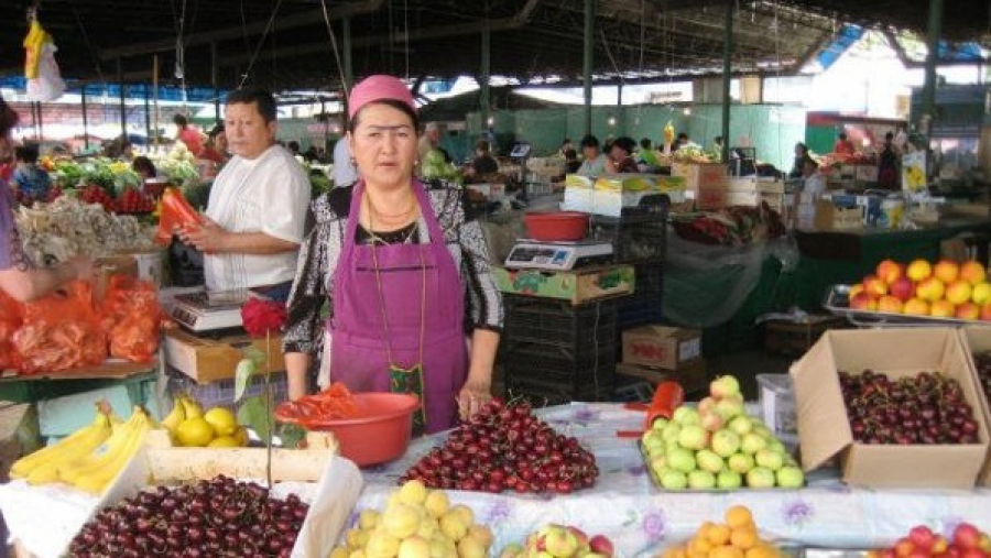 Рынок в манасе по четвергам. Дагестан базар. Продуктовый рынок в дагестане. Рынок манас в дагестане. Продуктовый рынок манас.