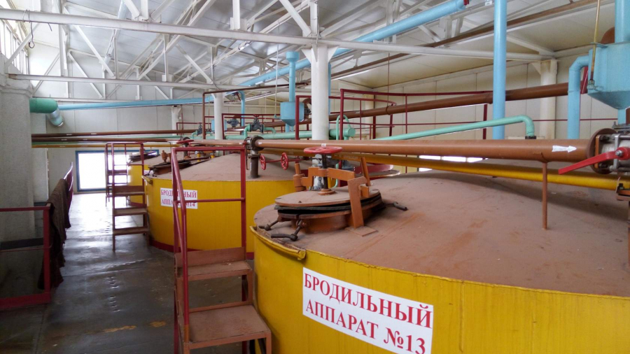В Кыргызстане с 1 сентября вводится стопроцентная государственная монополия на производство, импорт, хранение и реализацию этилового спирта