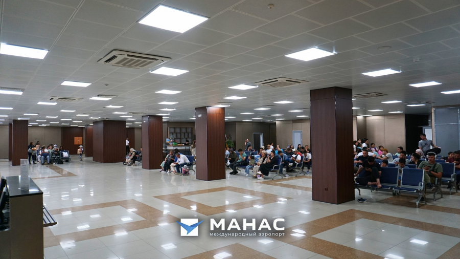 В аэропорту «Манас» обновили зал ожидания вылета местных рейсов - фото