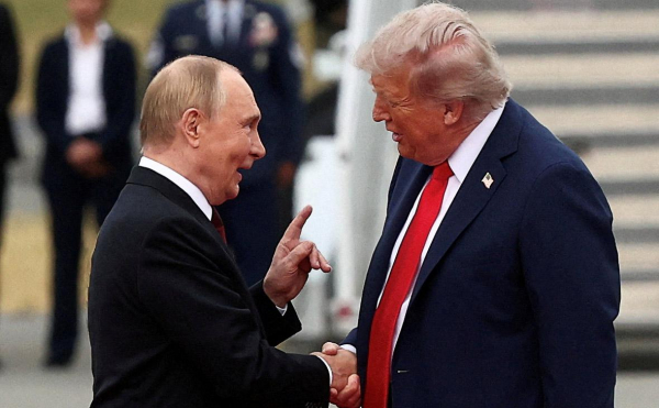 Трамп и Путин поговорили по телефону и договорились о встрече