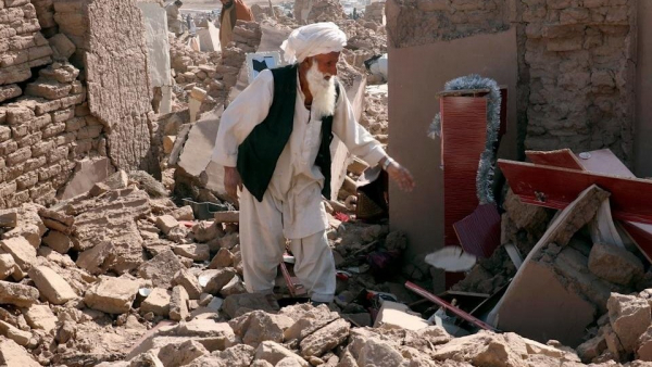 Число жертв землетрясения в Афганистане возросло до 800