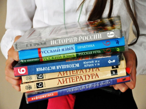 В школах Кыргызстана изучают не более 16 предметов