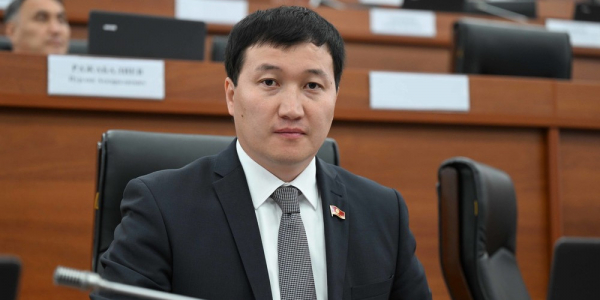 Кубанычбек Самаков выдвинут на пост главы аграрного комитета ЖК