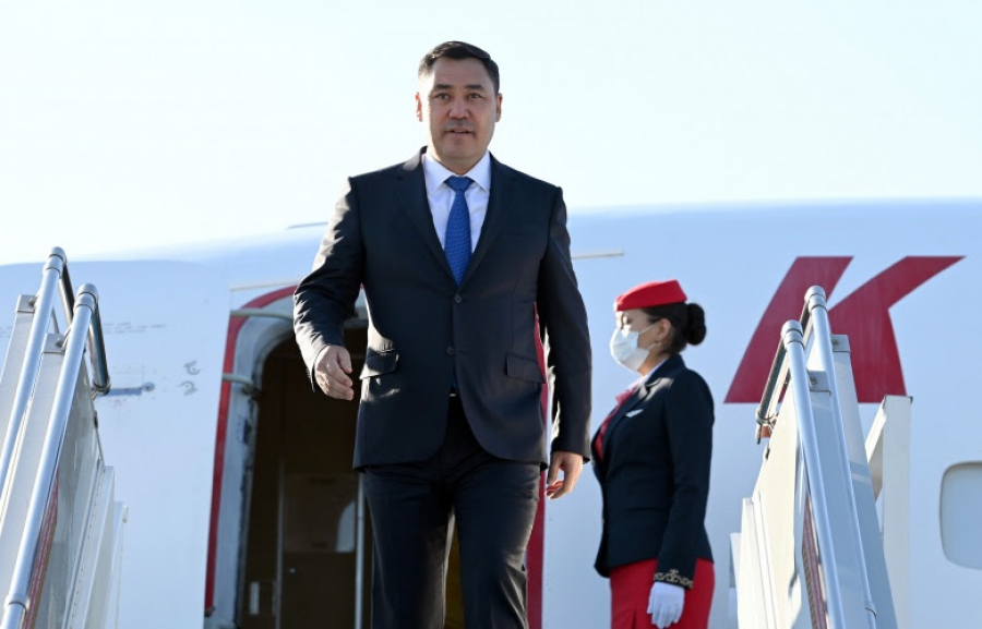 Садыр Жапаров прибыл с рабочим визитом в Стамбул