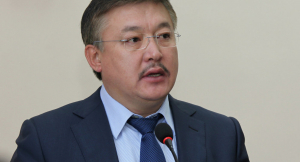 Суд признал Ахматбека Келдибекова невиновным по делу многолетней давности