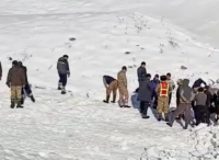 В Кара-Кульджинском районе идут поиски человека, оставшегося под снежной лавиной