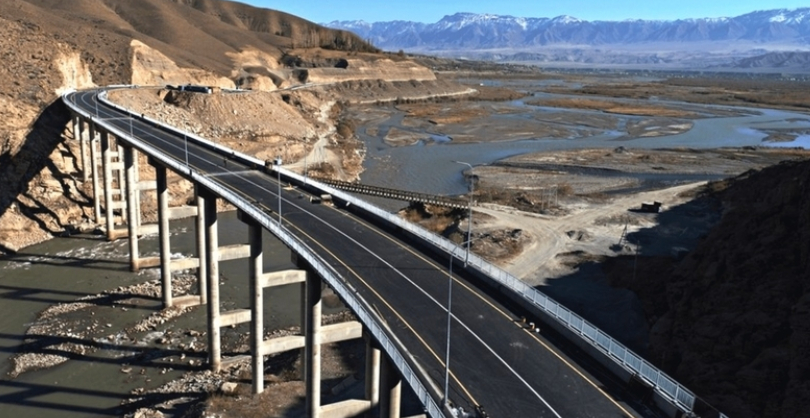 Новую дорогу север-юг в Кыргызстане откроют летом