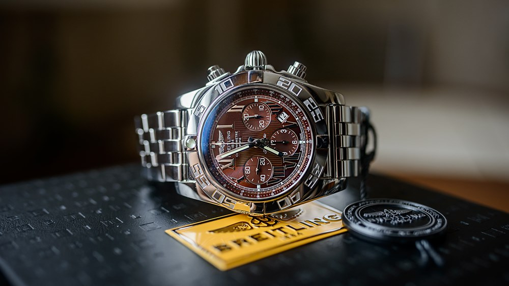 На именные часы в ГУ «Кызмат» потратят около 2 млн сомов