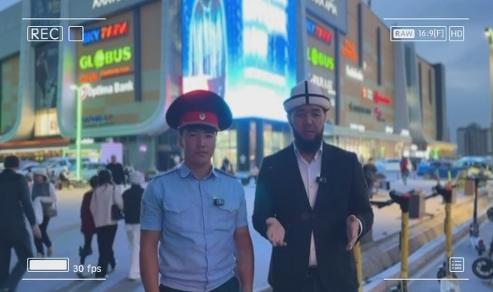 Берегите деньги и дома от мошенников. В Бишкеке запустили кампанию по профилактике киберпреступности