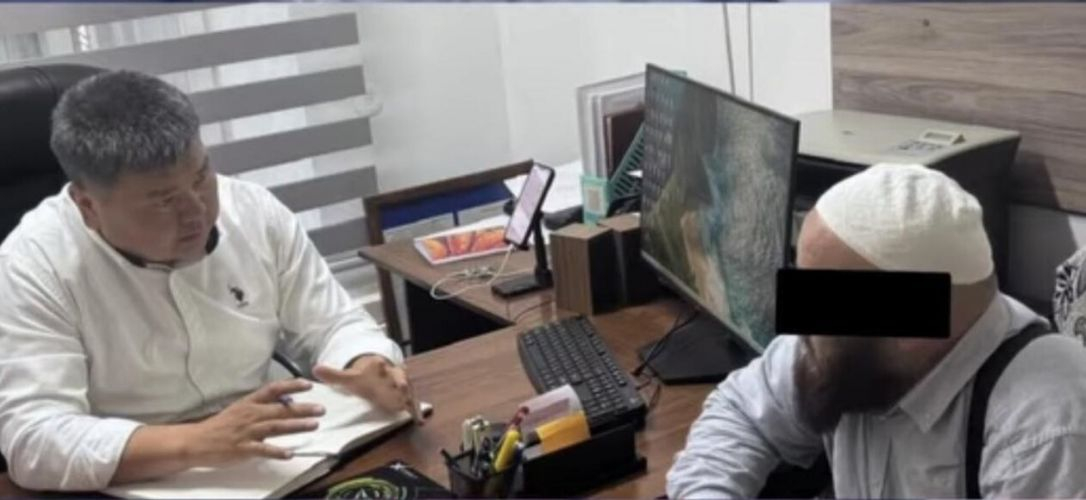 В Бишкеке инициатора акции за многоженство вызвали в милицию