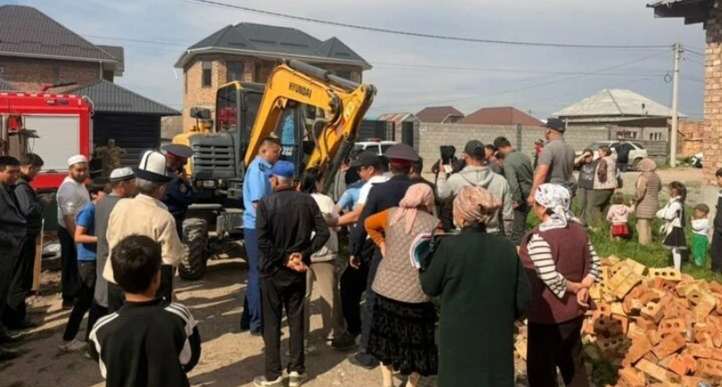 Насильное выселение и попытка самоубийства в 