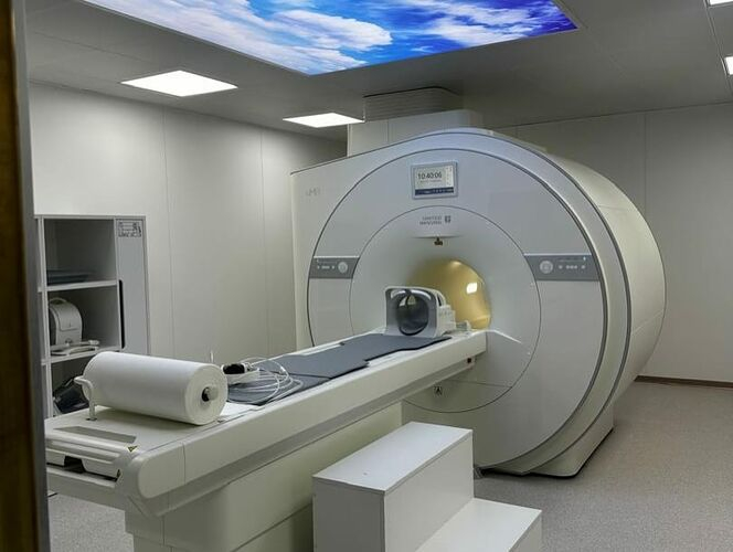 Высокие цены на МРТ и анализы возмутили депутата ЖК