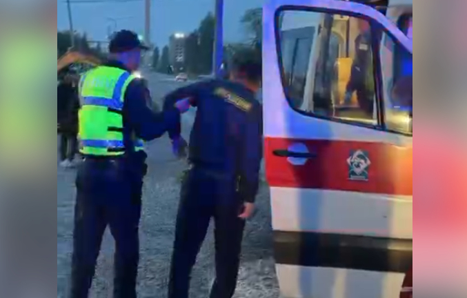 В Бишкеке водитель сбил милиционера машиной при попытке скрыться